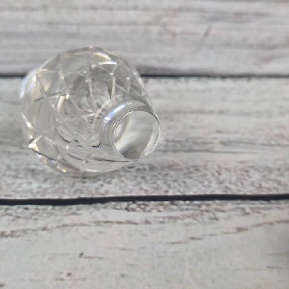 Vintage clear cut
